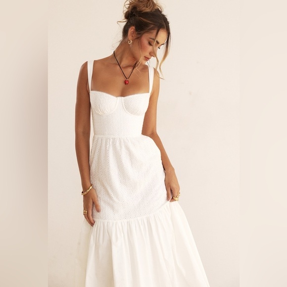 House of CB Elia White Broderie Anglaise Midi Sundress. Size Xsmall - Picture 1 of 17
